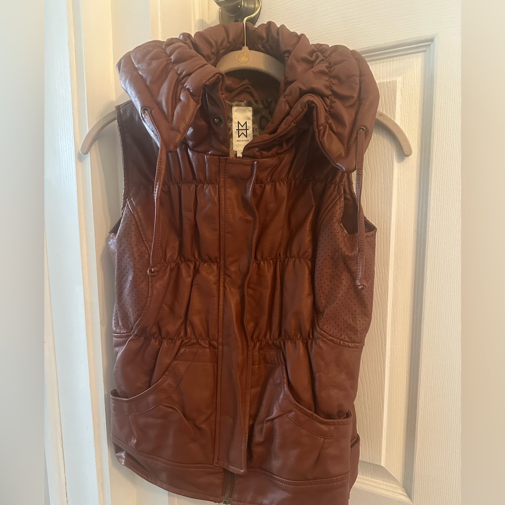 Leather Puffer Jacket Vest With High Collar